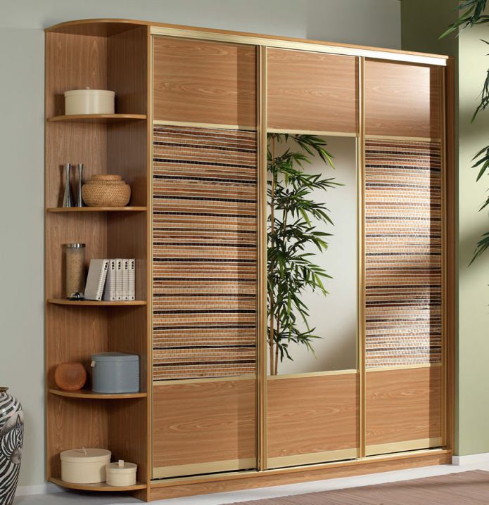 wardrobe with bamboo inserts
