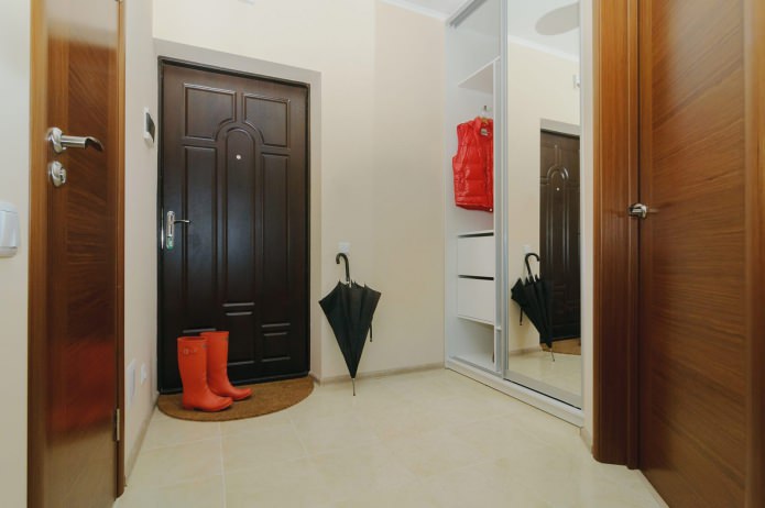 Sliding wardrobe with open section
