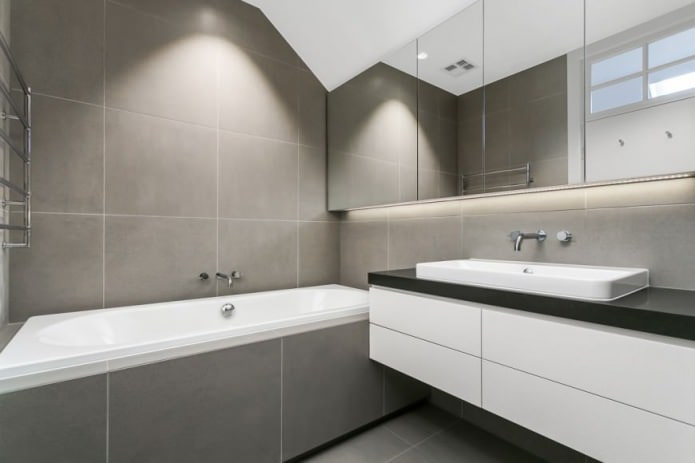 Szürke, minimalista fürdőszoba csempe