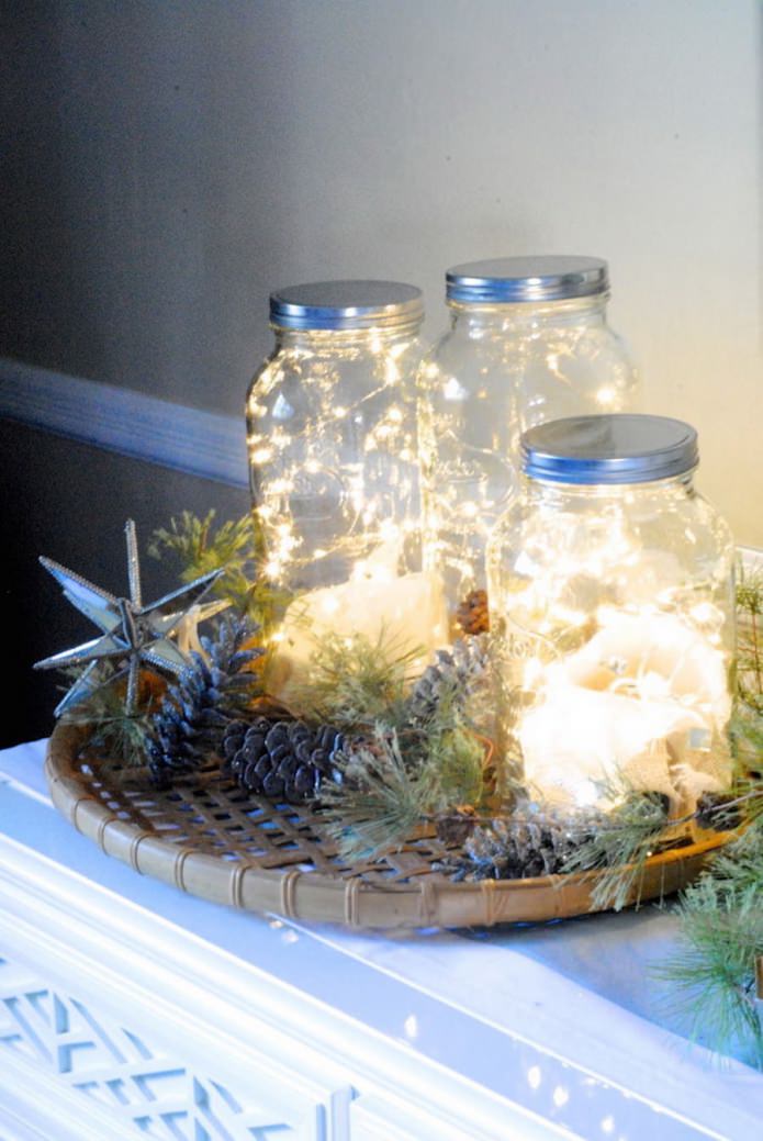 Decorating glass jars with a garland