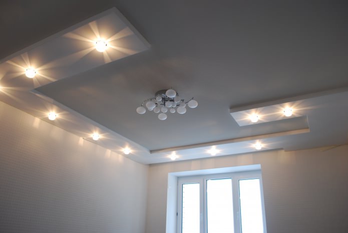 Lighting in the kitchen with a stretch ceiling