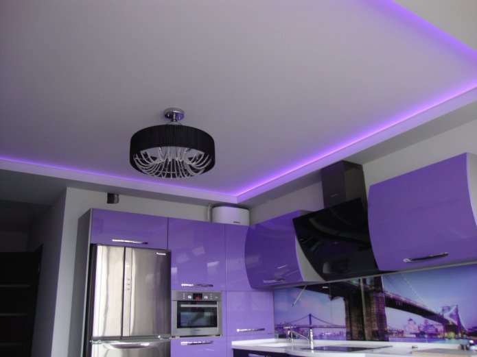 Illuminated plasterboard ceiling in the kitchen