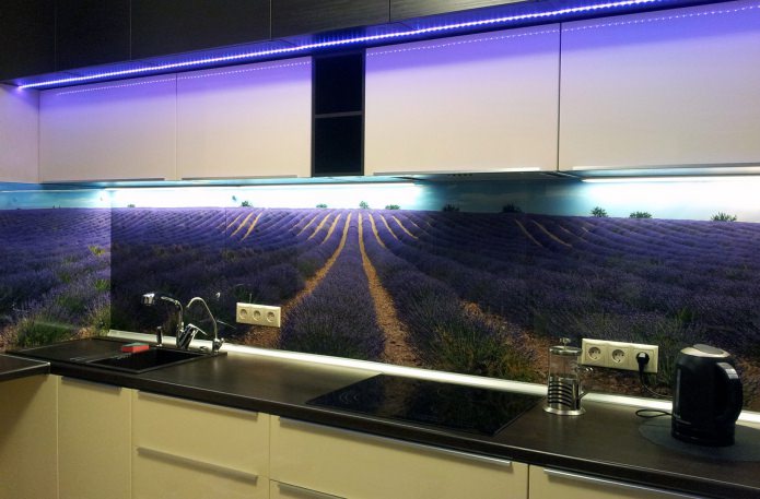 Küchenschürze mit Lavendel