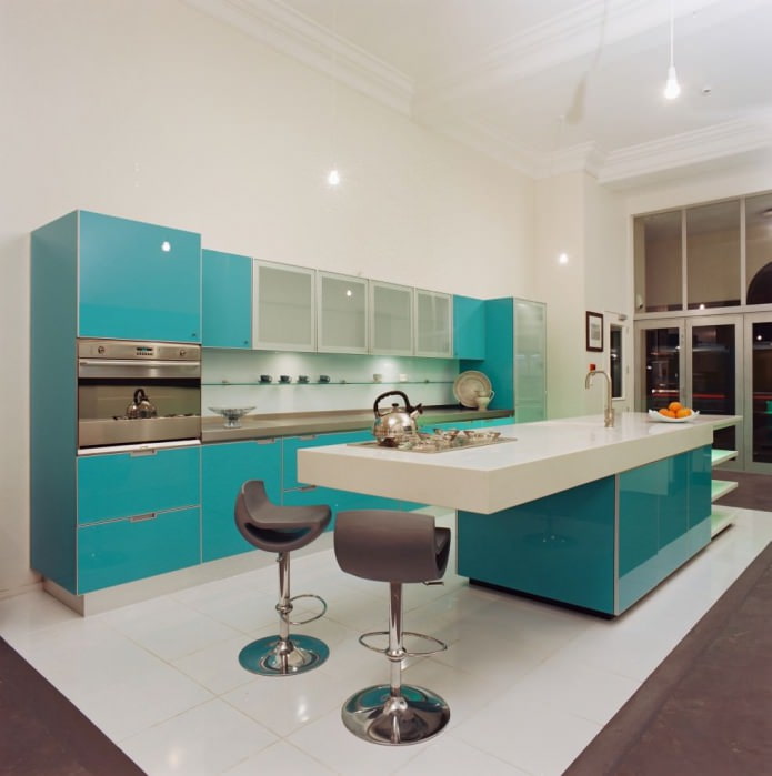 Tiffany color in the interior of the kitchen