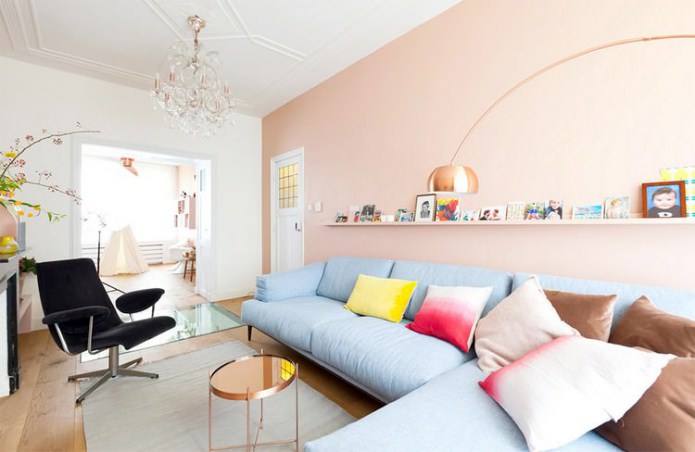 pink color in the interior of the living room