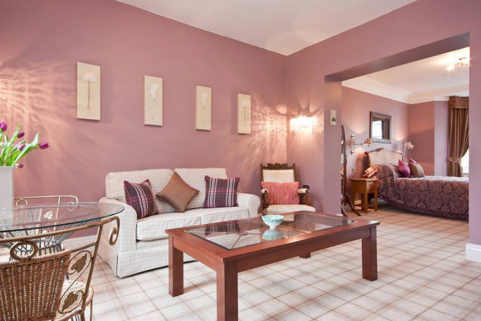 Pink in the design of the living room