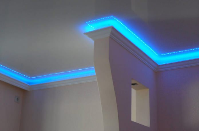 Skirting board with hidden lighting for stretch ceilings