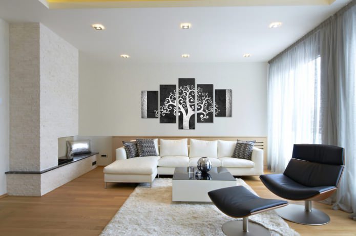 Moderne modulare Malerei im Innenraum des Wohnzimmers