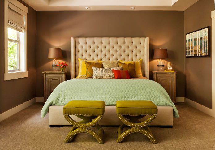 combination of green and brown in the interior of the bedroom