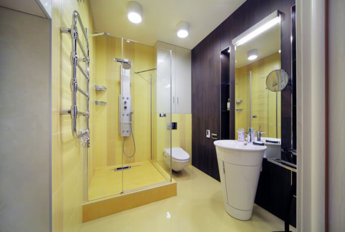 fürdőszoba belső modern stílusú zuhanykabinnal
