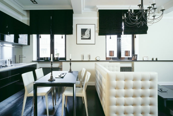 ภายในห้องครัว-ห้องนั่งเล่นสีดำและสีขาว