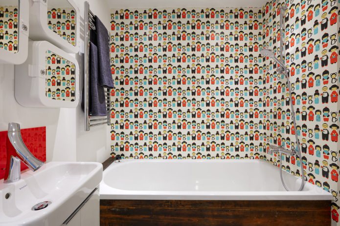 Self-adhesive wallpaper in bathroom design