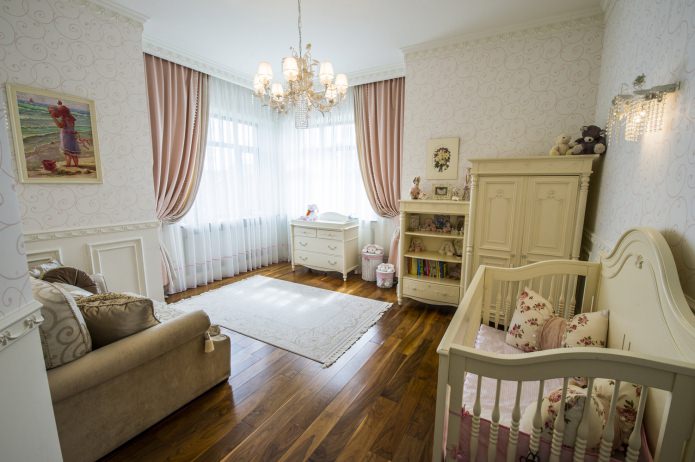 Curtains in pastel pink colors for the nursery for the girl