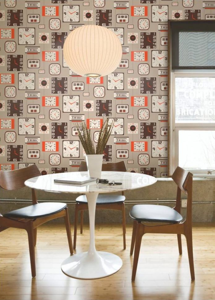 Gray-orange patterned wallpaper