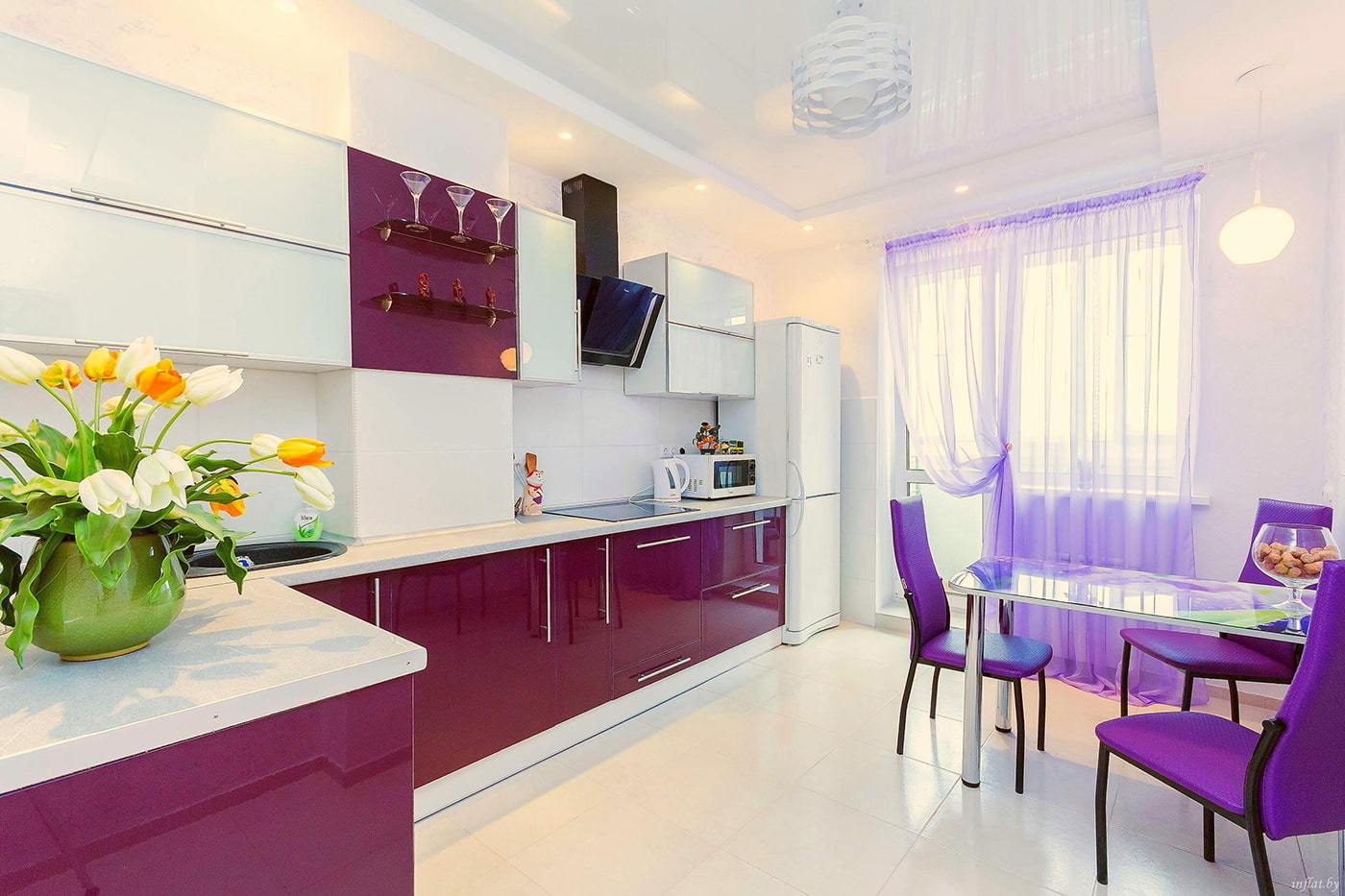 Purple and white in the kitchen