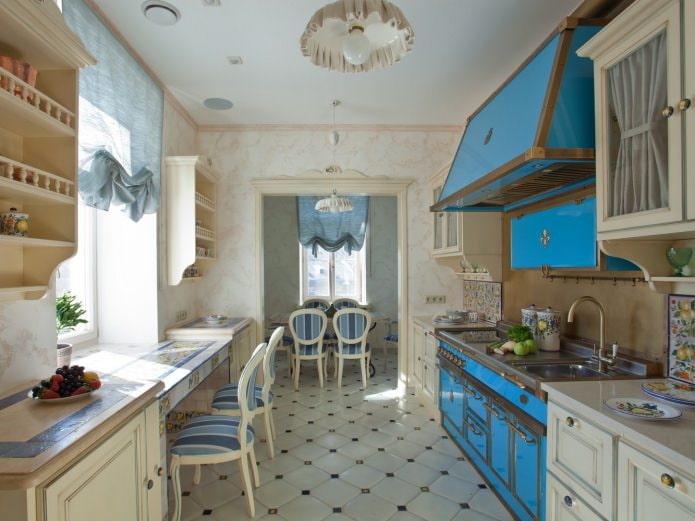 kék függöny a konyhához