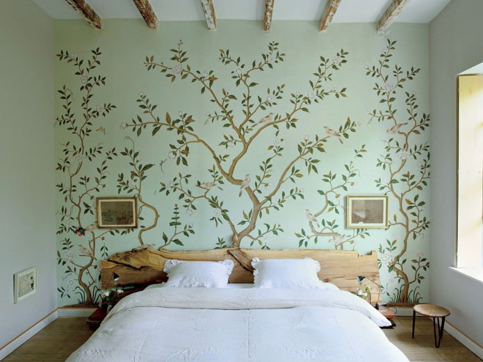 A hálószoba falainak festése (fa)