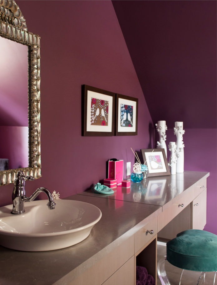 purple walls in the bathroom