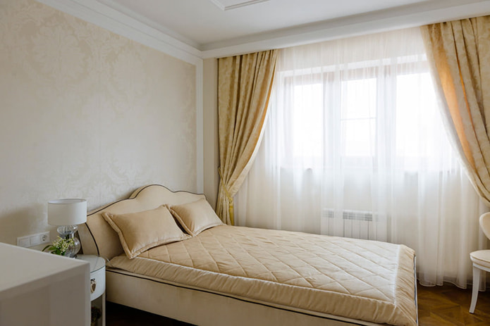 classic style bedroom