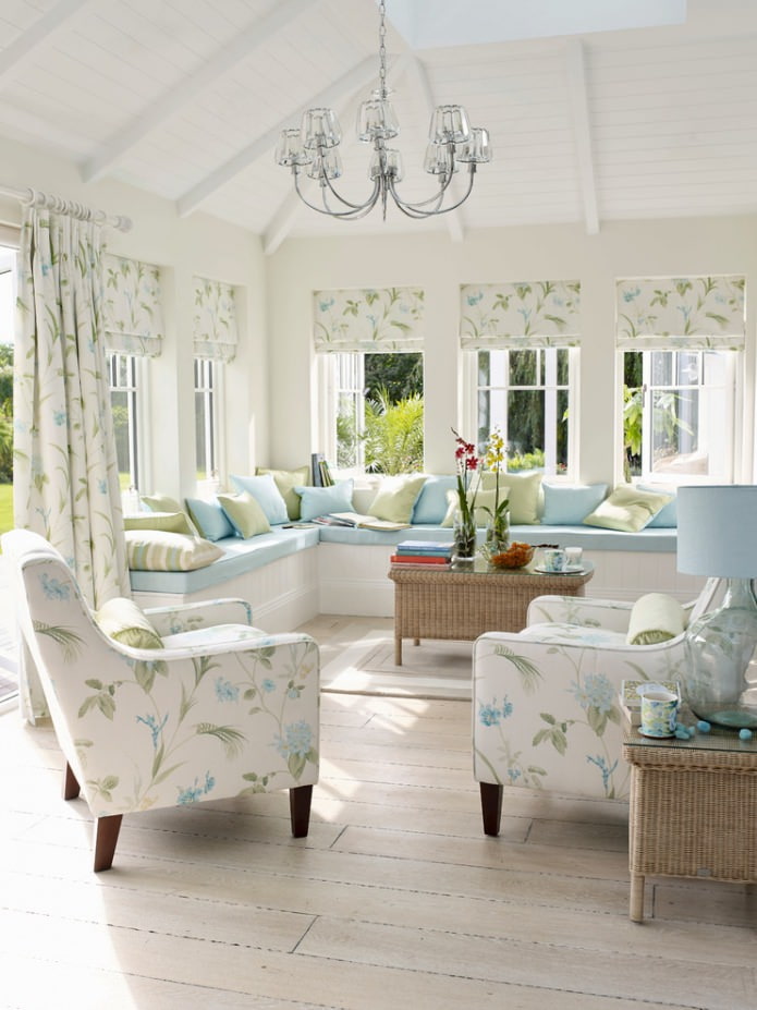 floral motifs on curtains and furniture