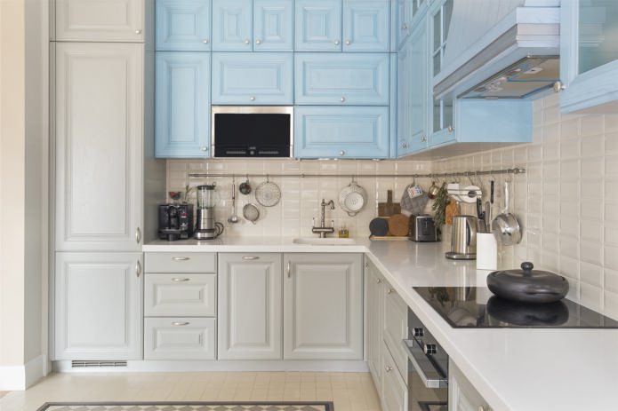 Blue-gray kitchen