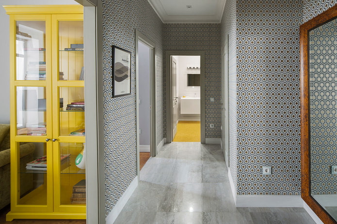 hallway with wallpaper in small ornament