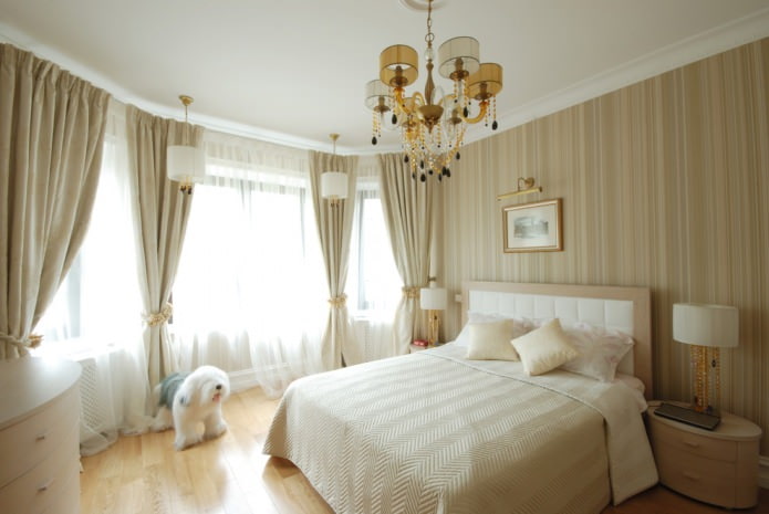 beige and white curtains