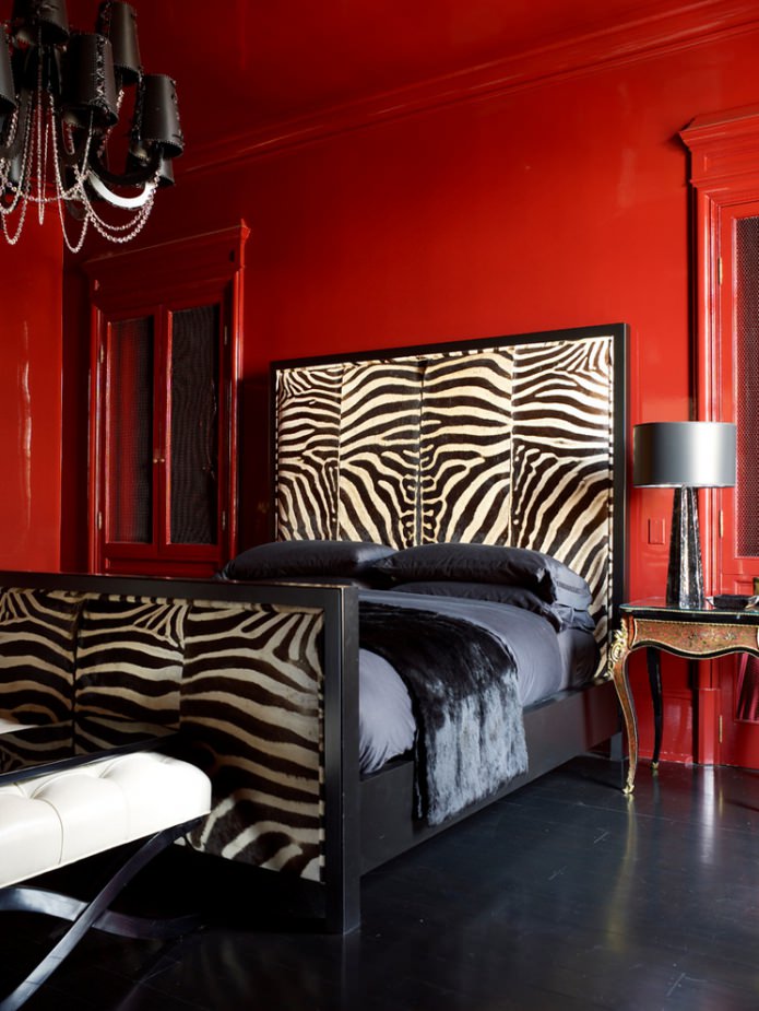 schwarzes und rotes Schlafzimmer