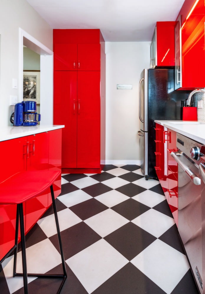 red fronts in the kitchen