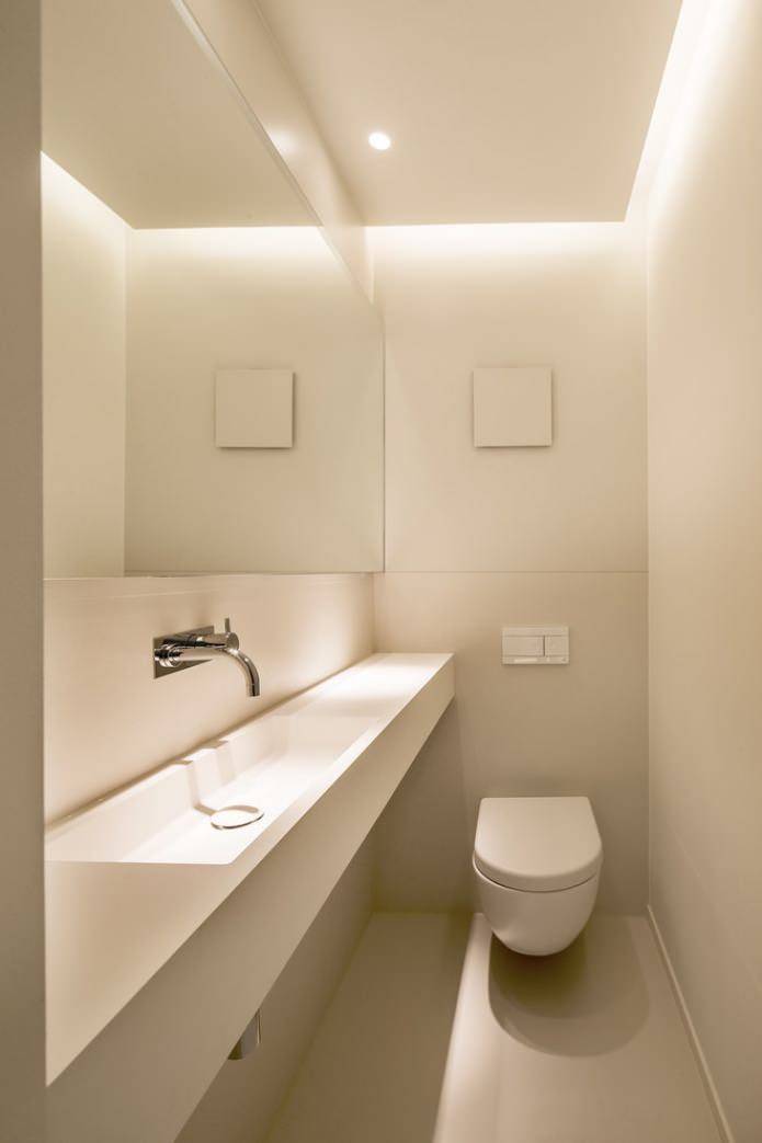Toilette in Weiß