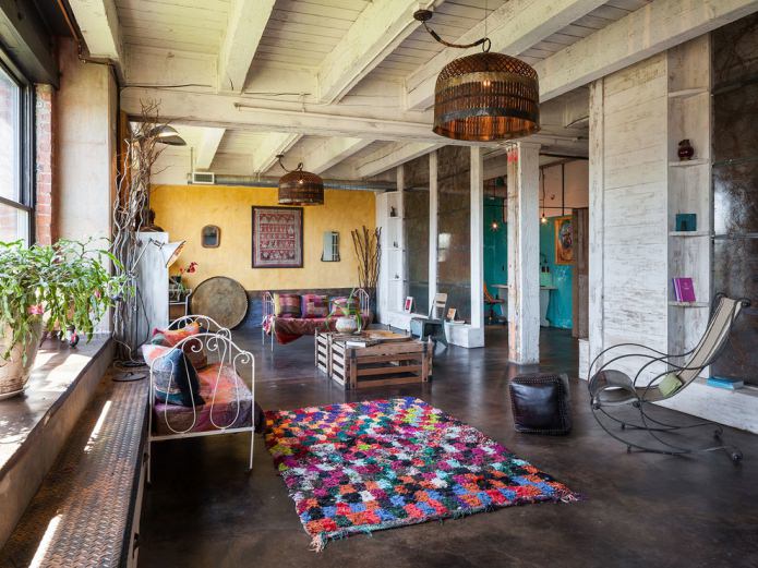 boho living room with patchwork carpet