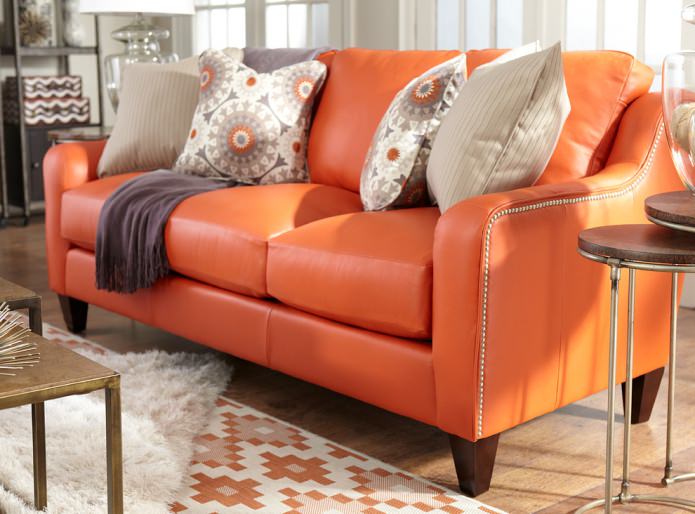narancssárga bőr kanapé