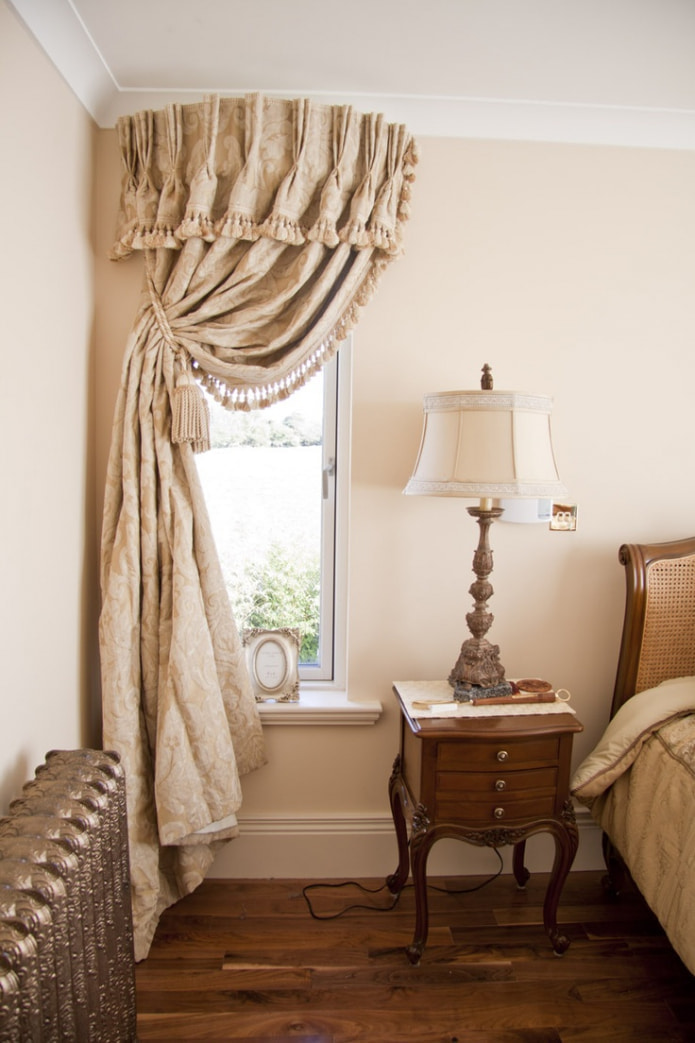 curtain in the bedroom with fringe