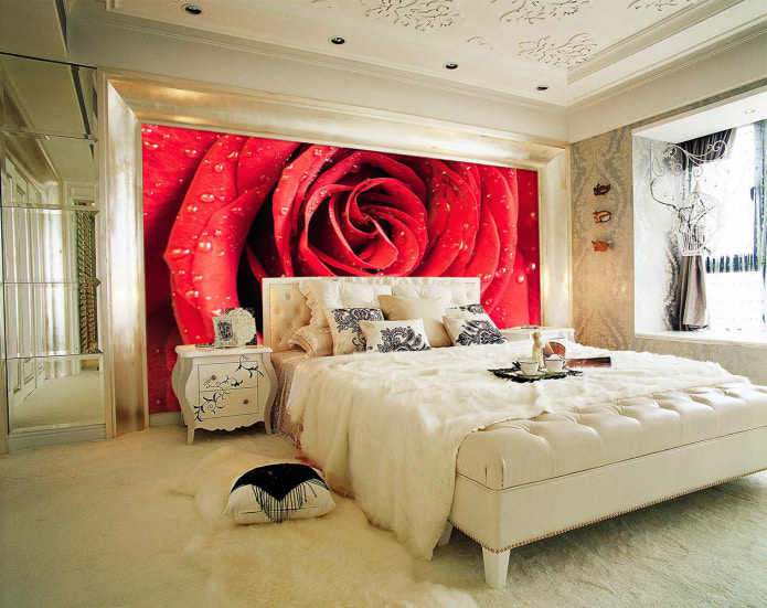 volumetrikus rózsa rajza az ágy mellett