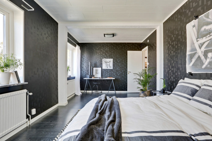 Black wallpaper in a modern interior