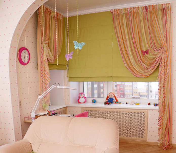 Yellow-pink curtains