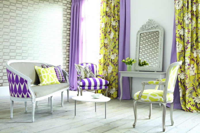 lila és sárga kombinációjú függönyök
