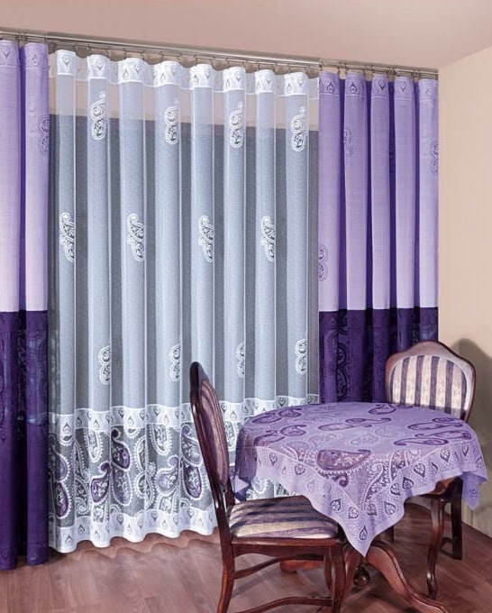 combination of two colors on curtains