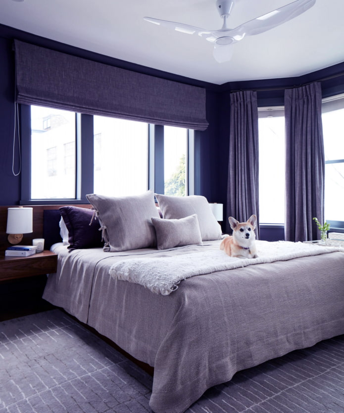 dark lilac curtains in the interior