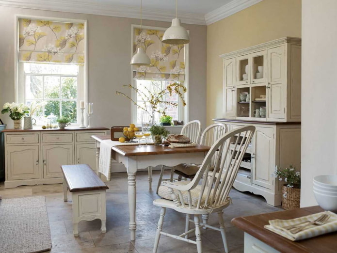 Roman blinds in the kitchen in Provence style