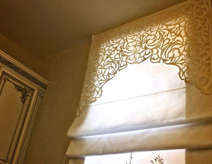 curly lambrequin with roman shades