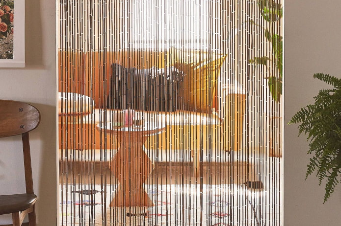 bamboo curtains-threads in the interior