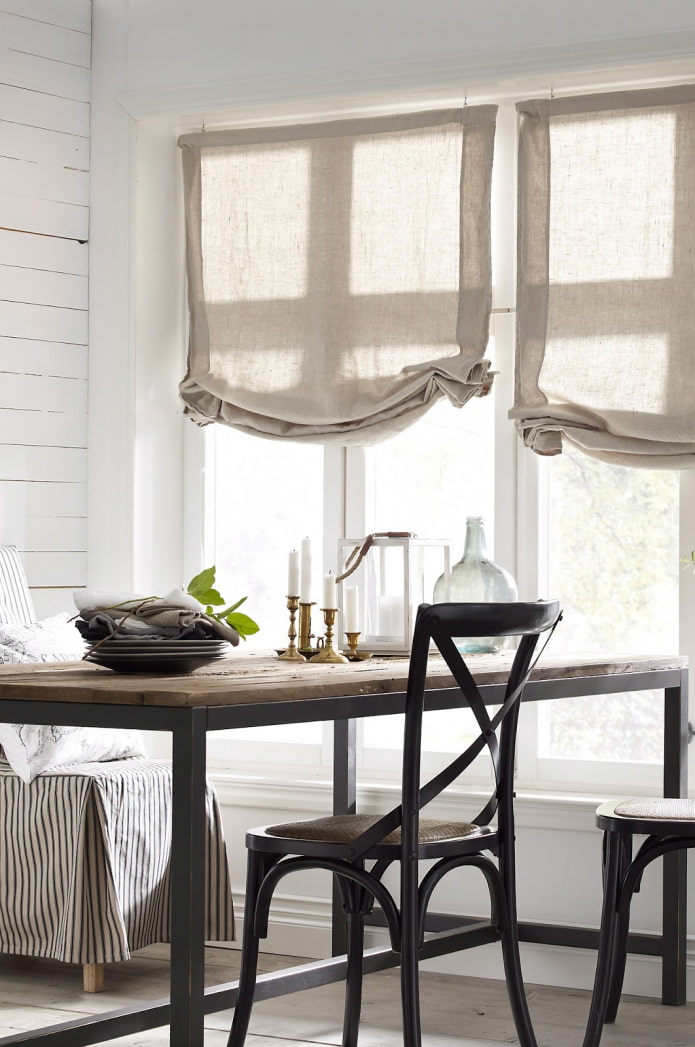 linen roman blinds in the interior
