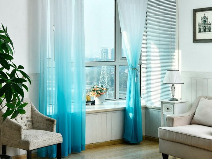 two-tone ombre curtains in the interior