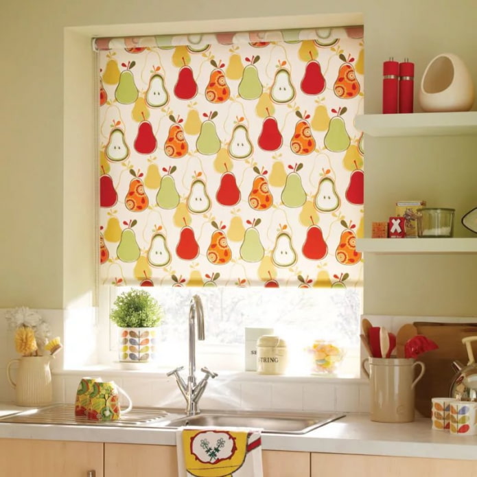 curtain with a picture of fruit