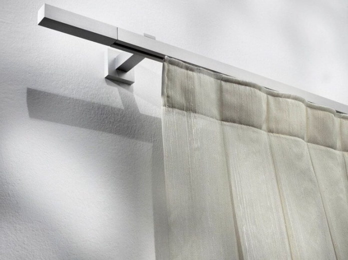 high-tech curtain rod