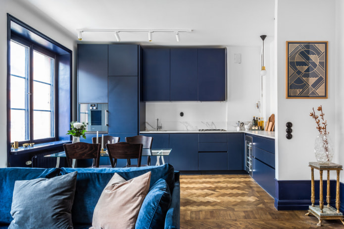 minimalista kék stúdió konyha