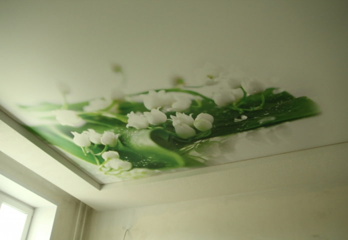 stretch canvas with the image of lilies of the valley