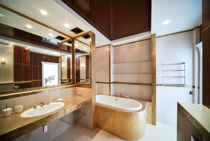 two-tone stretch structure in the bathroom