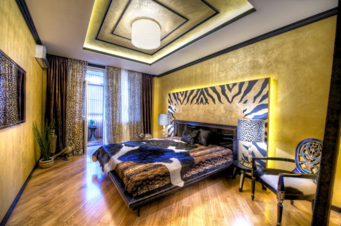 ceiling structure with lighting in the bedroom